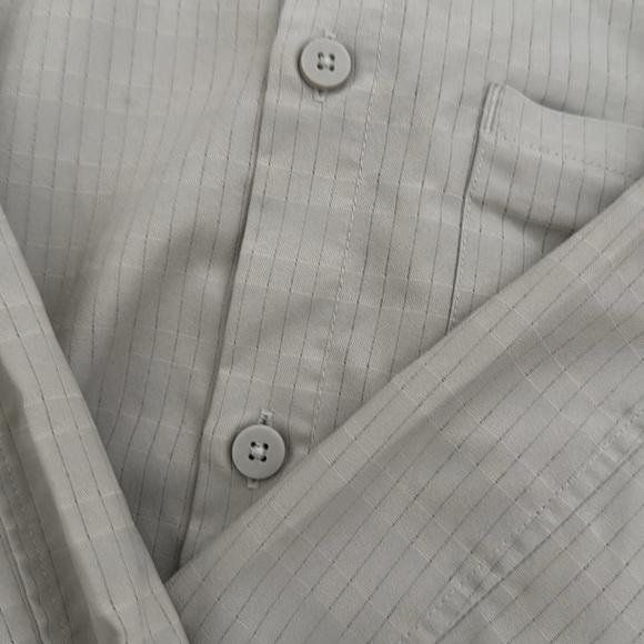 Lulu Lemon men’s Live In Practice Down To The Wire button up shirt - Picture 3 of 10